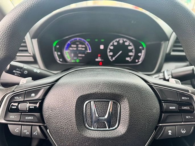 Vehicle view 8