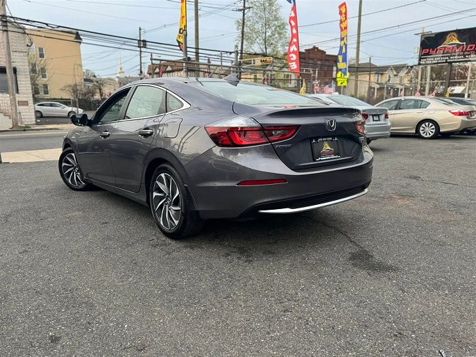 Vehicle view 9