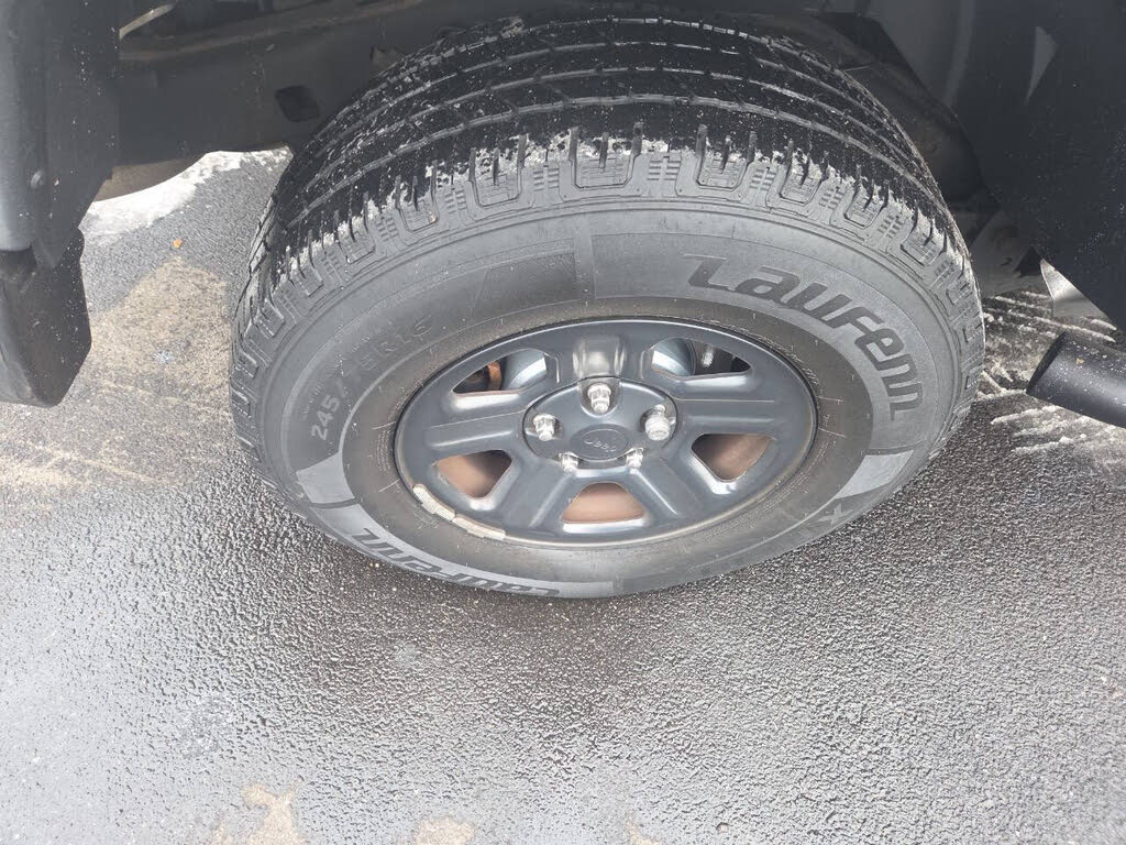 Vehicle view 19