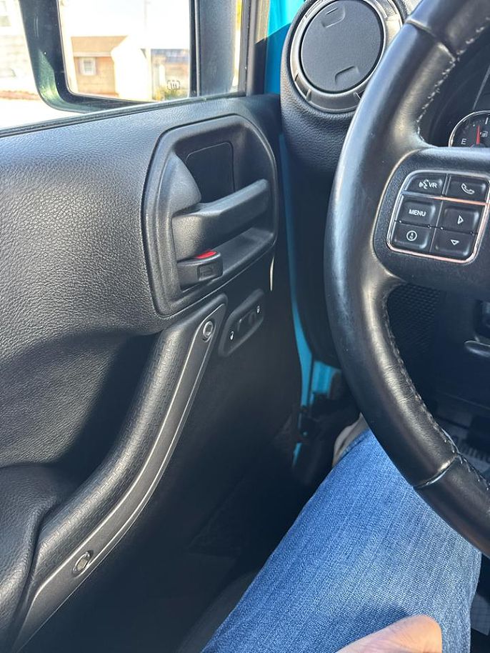 Vehicle view 13