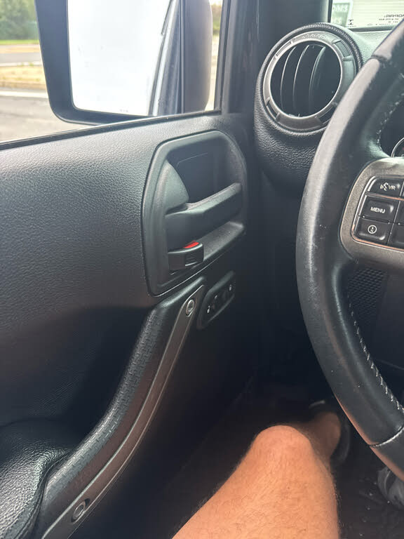 Vehicle view 17