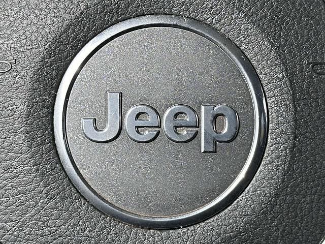 Vehicle view 25