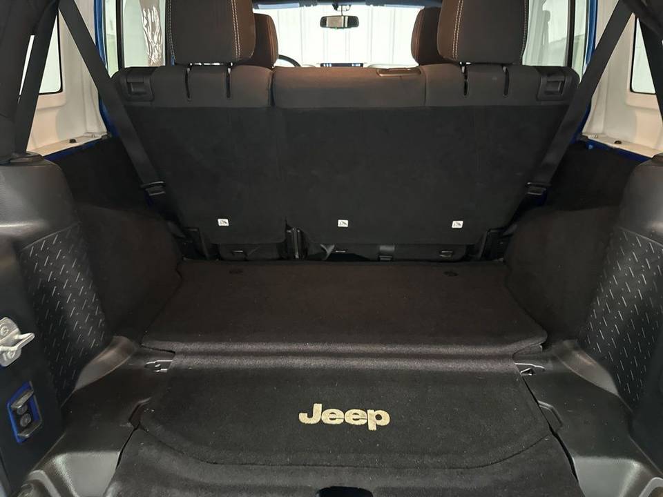Vehicle view 21