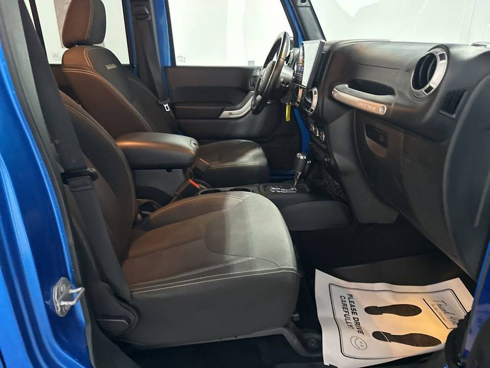 Vehicle view 23