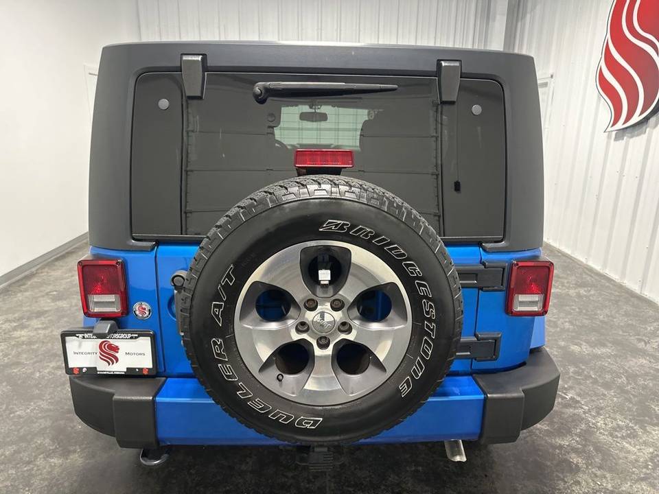 Vehicle view 9