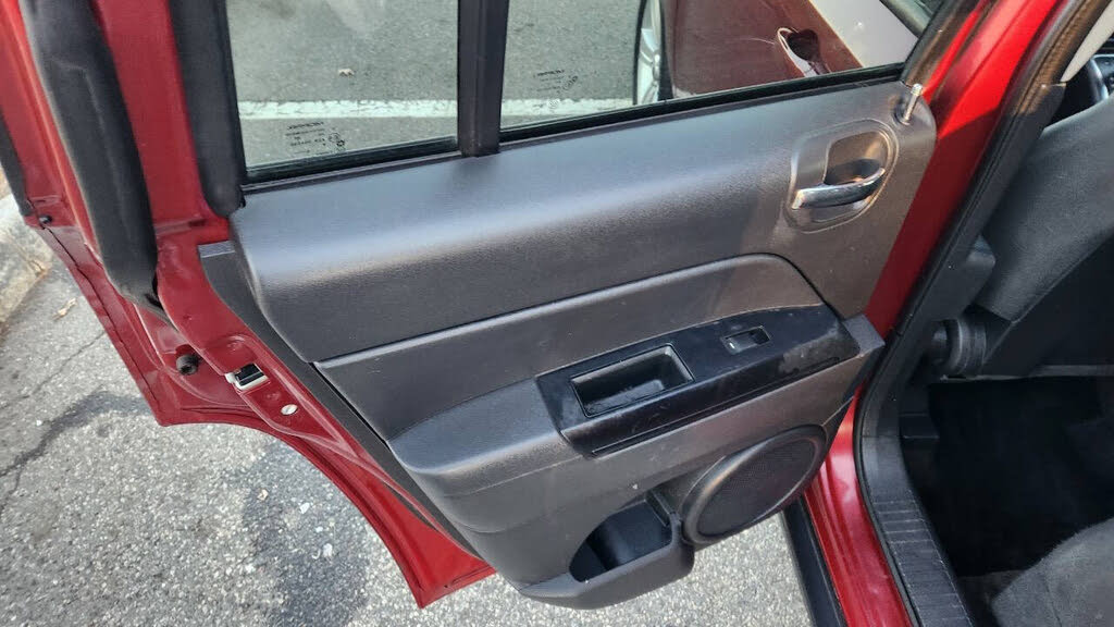 Vehicle view 13