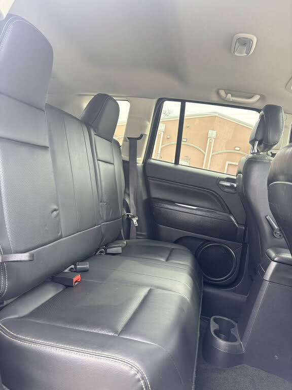 Vehicle view 17