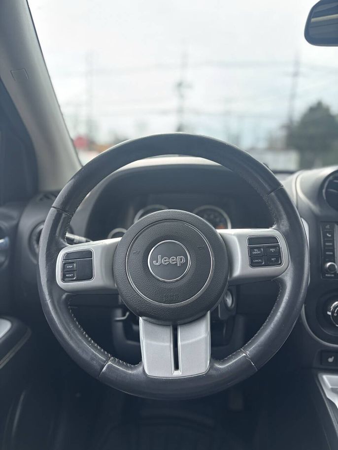 Vehicle view 32