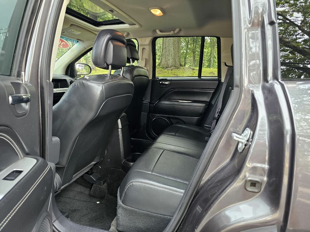 Vehicle view 14