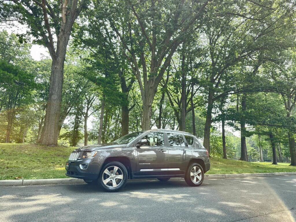 Vehicle view 19