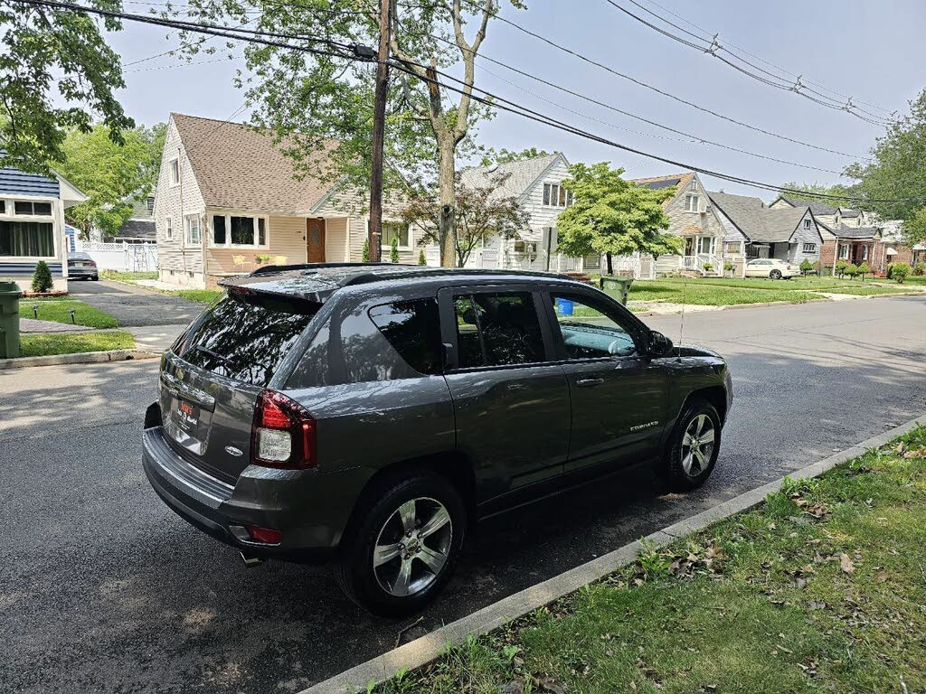 Vehicle view 7