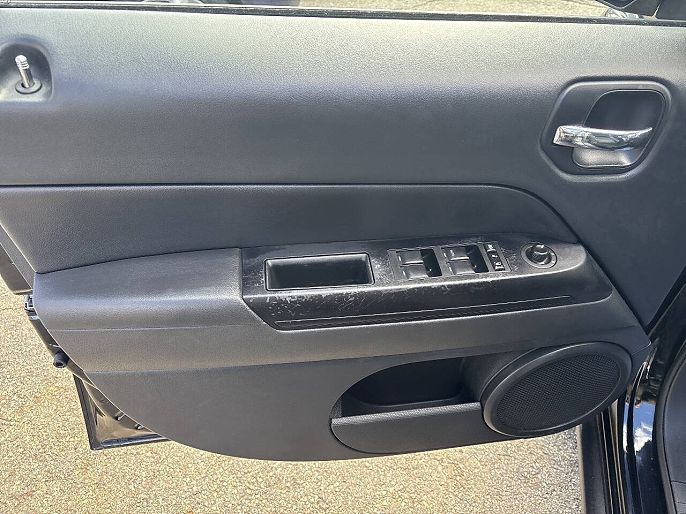 Vehicle view 10