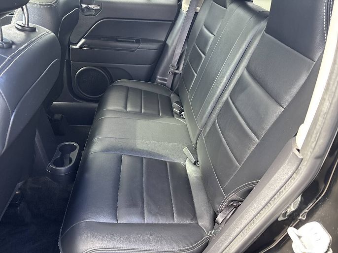 Vehicle view 11