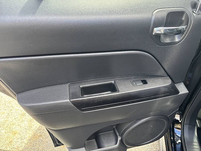 Vehicle view 12