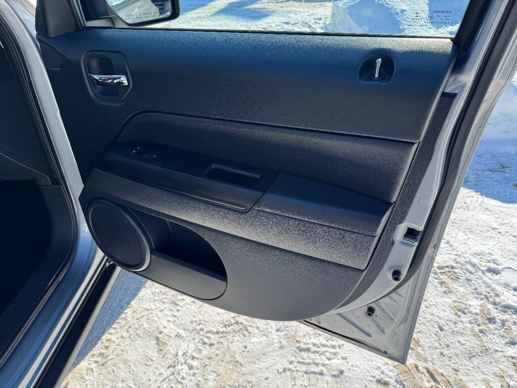 Vehicle view 27