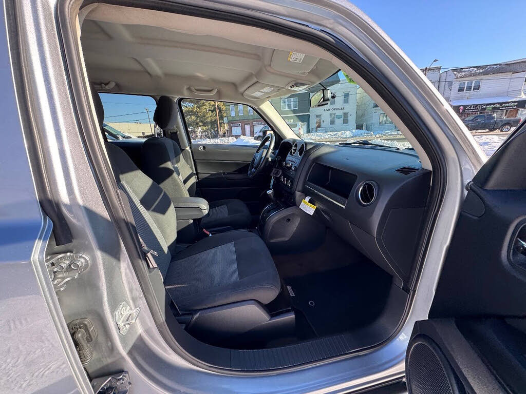Vehicle view 29