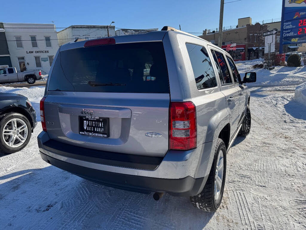 Vehicle view 9