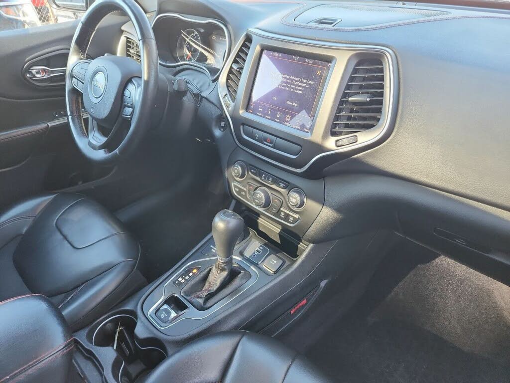 Vehicle view 23