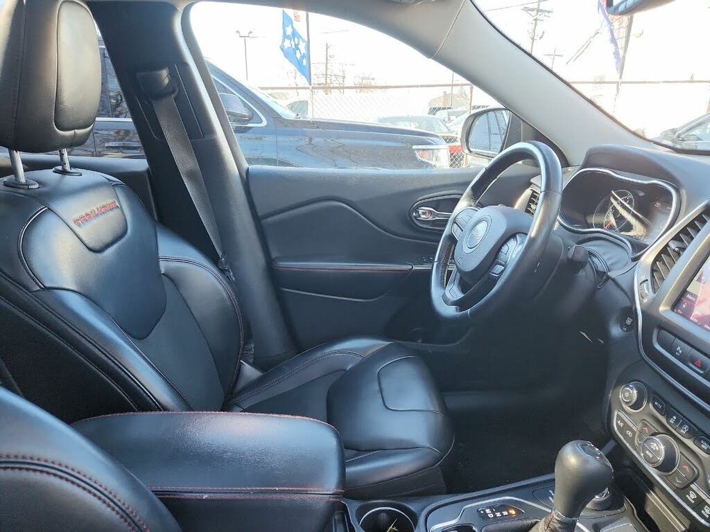 Vehicle view 27