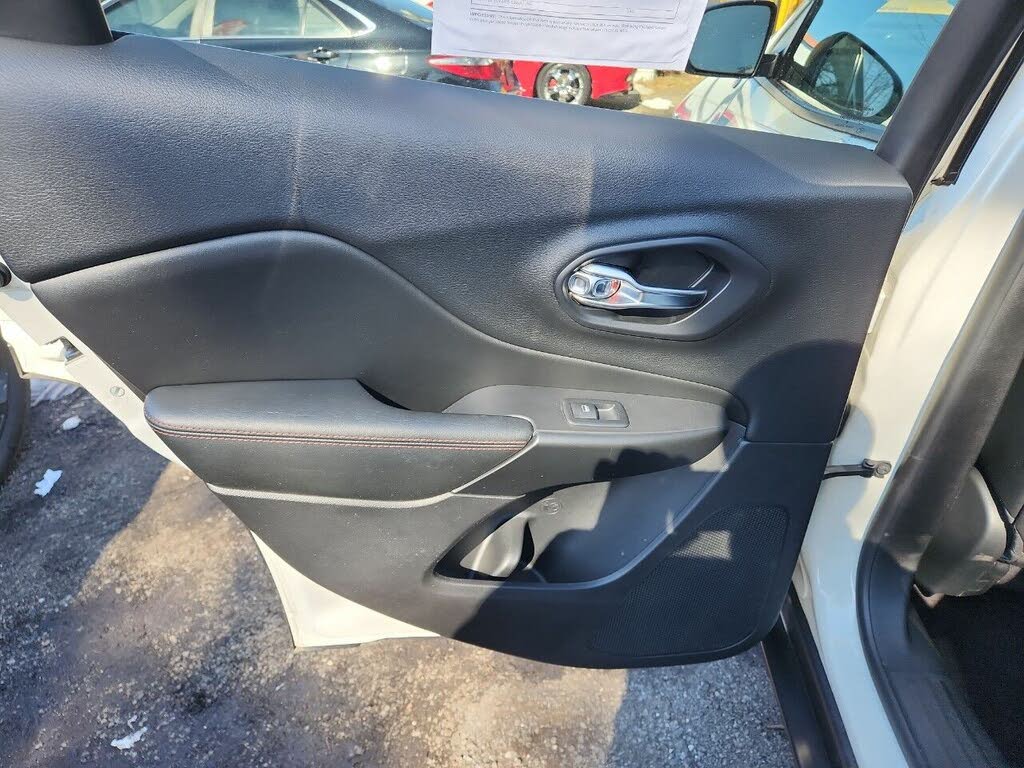 Vehicle view 28