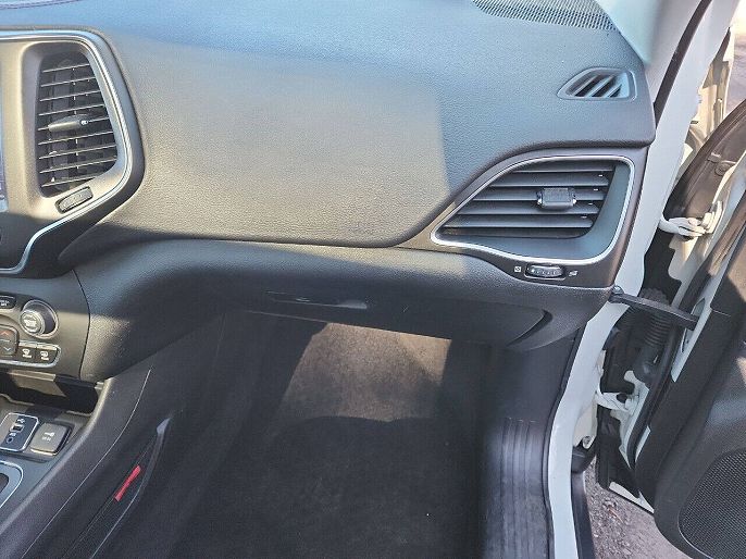 Vehicle view 57
