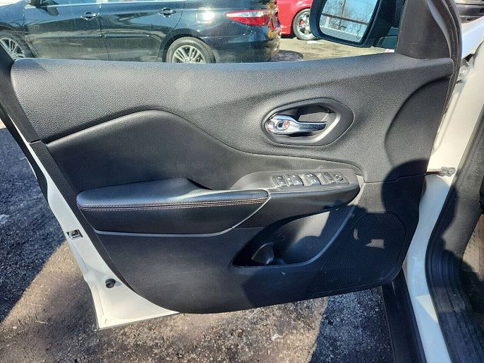 Vehicle view 66