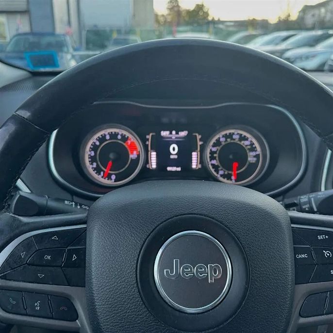 Vehicle view 7
