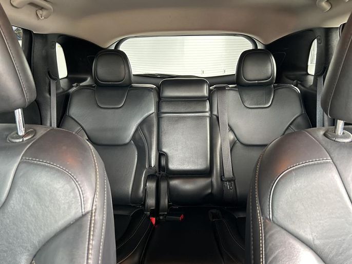 Vehicle view 19