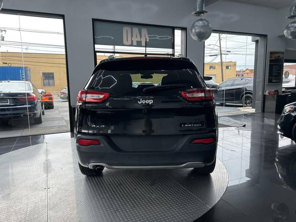 Vehicle view 25