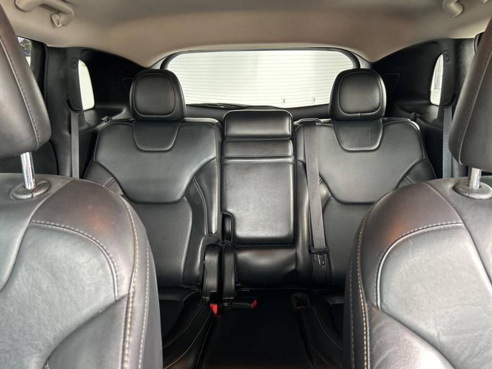 Vehicle view 39
