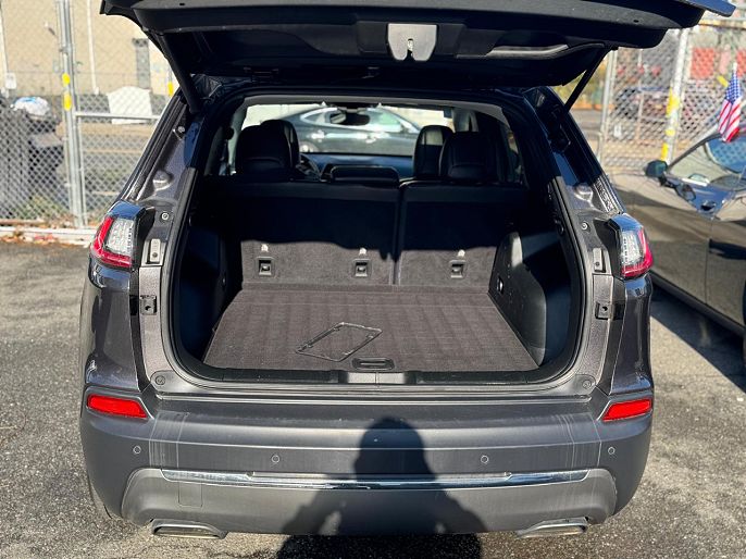 Vehicle view 14