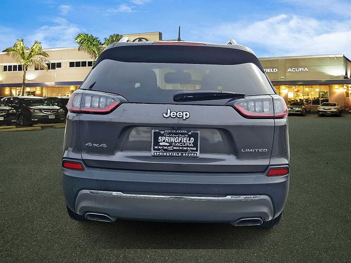 Vehicle view 6
