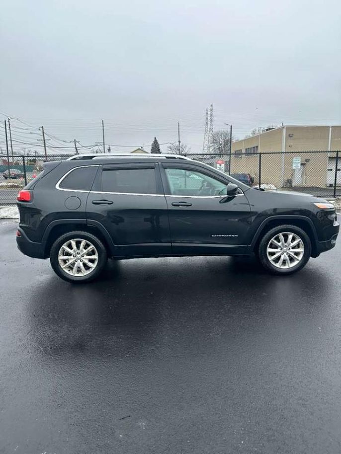 Vehicle view 6