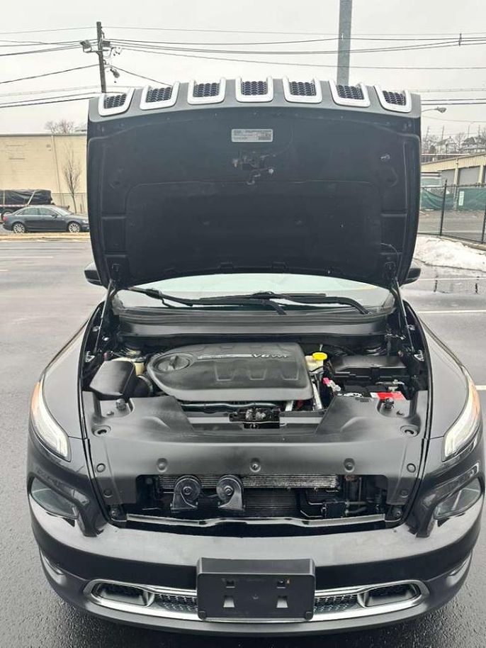 Vehicle view 7