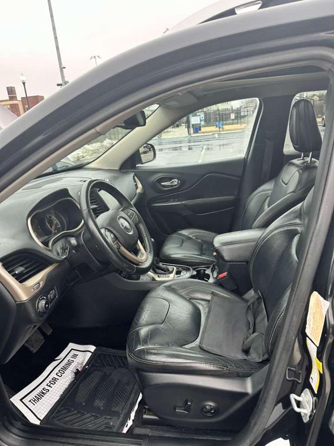 Vehicle view 9