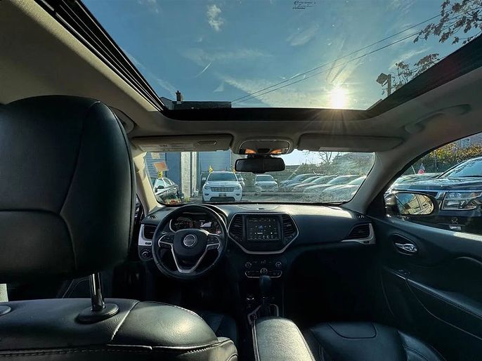 Vehicle view 5