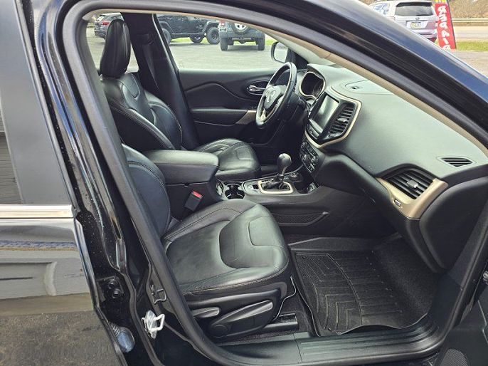 Vehicle view 12