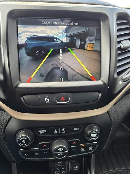Vehicle view 23