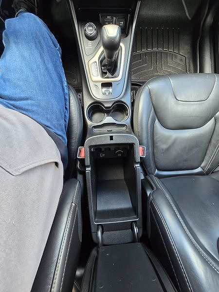 Vehicle view 26