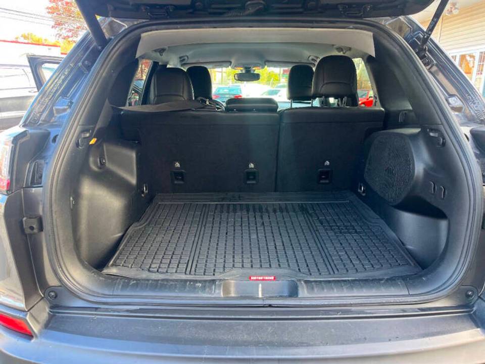 Vehicle view 15
