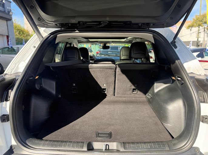 Vehicle view 14