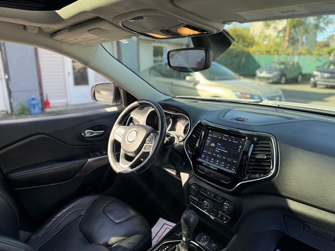 Vehicle view 4