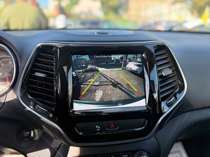 Vehicle view 7