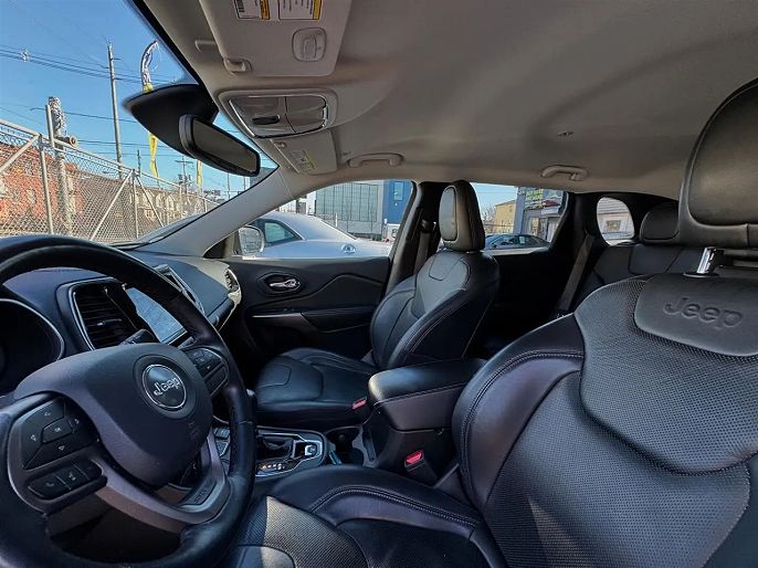 Vehicle view 4