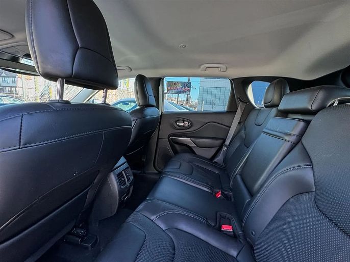 Vehicle view 6