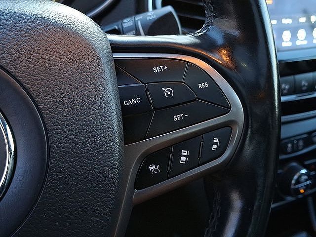 Vehicle view 23
