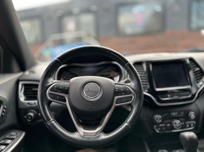 Vehicle view 15