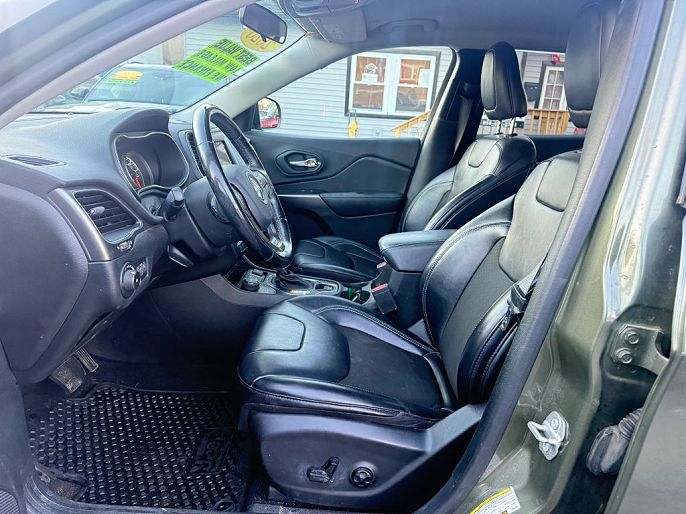 Vehicle view 5