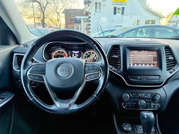 Vehicle view 7