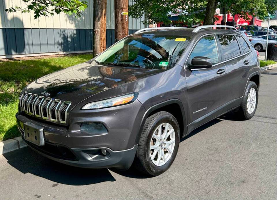 Vehicle view 4
